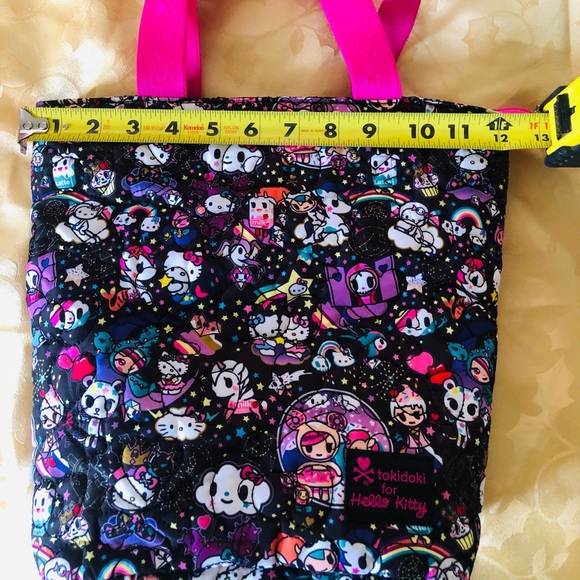 Tokidoki for Hello Kitty Galactic Lunch Bag - Picture 3 of 13